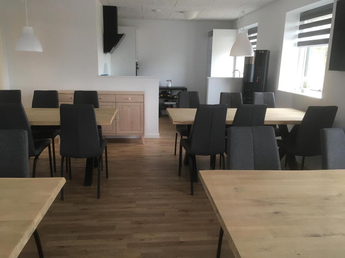 Faelleshuset Kirkebakken Bed & Breakfast Otterup Екстериор снимка
